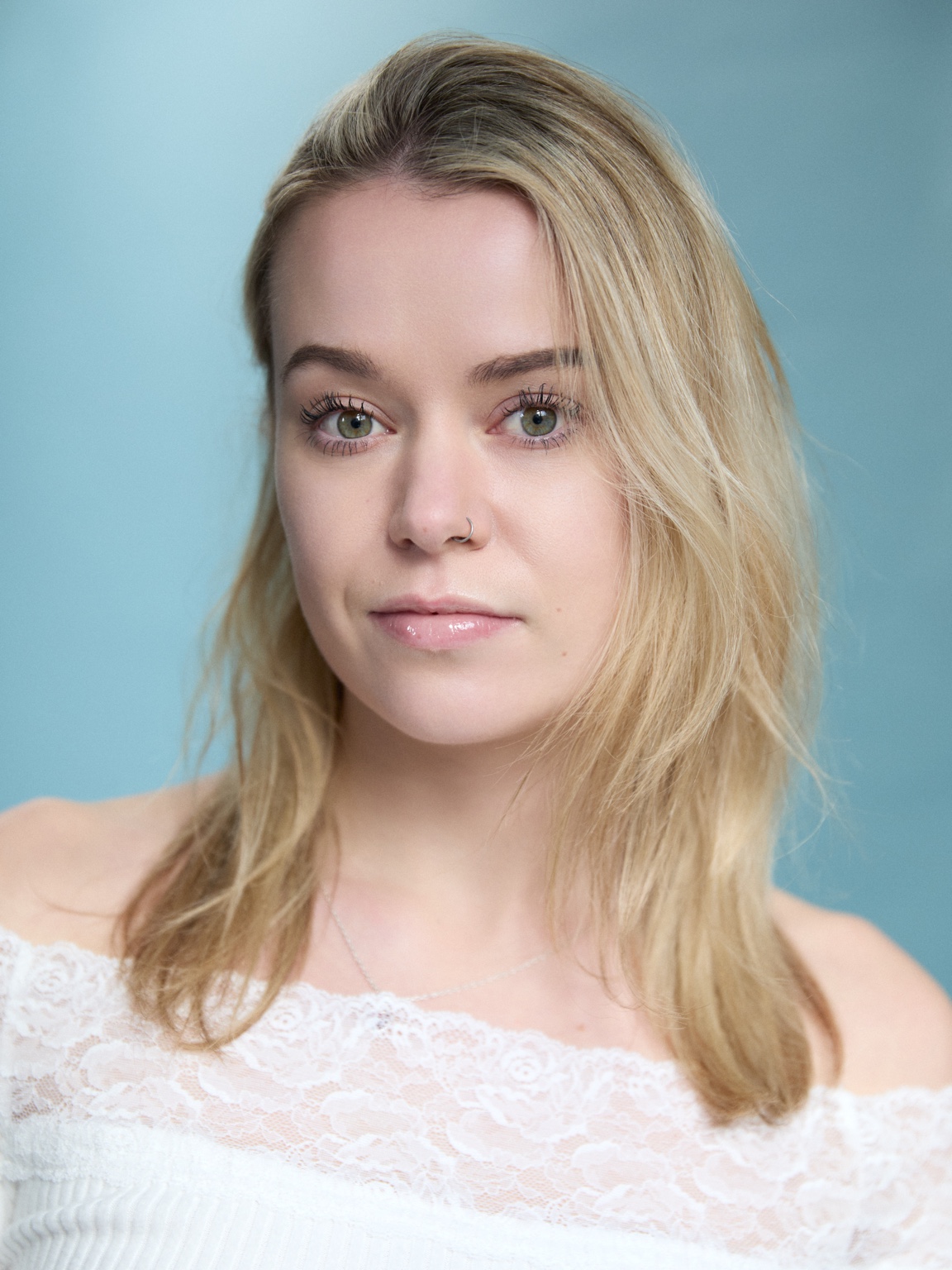 Soft character headshot of Niamh